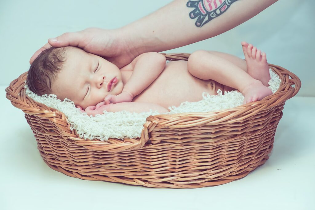 babymassage-vorteile-wie-warum-richtige-minisassa